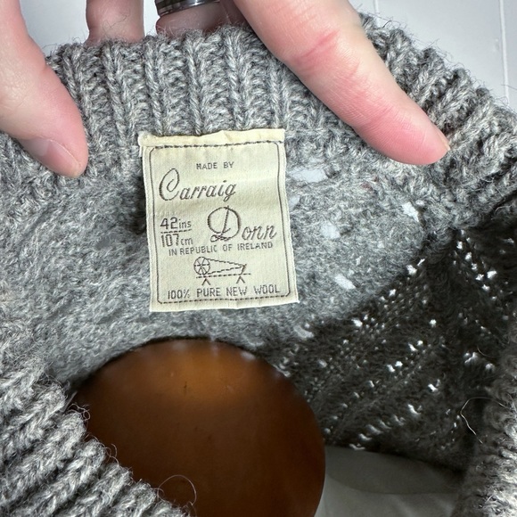 Carraig DonnIreland Pure Wool Fisherman Cable Knit Sweater - Picture 2 of 13